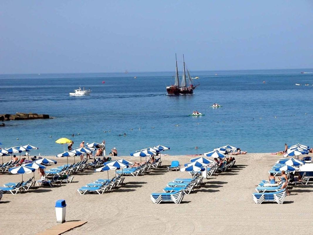 Canary Islands register record tourist numbers in June, marking a historic milestone for the sector
