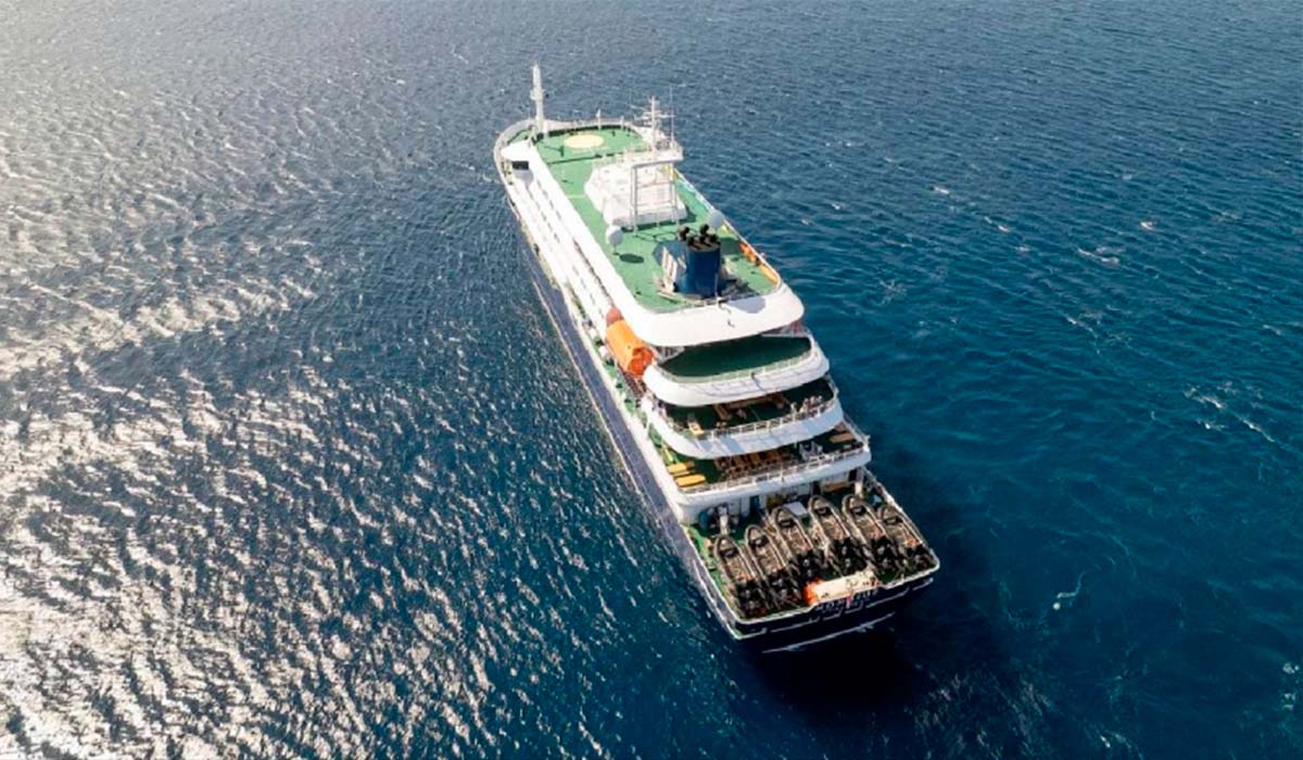 President of the Canary Islands insists on strict protocol: no disembarkation from the MV Hondius without evacuation aircraft in place